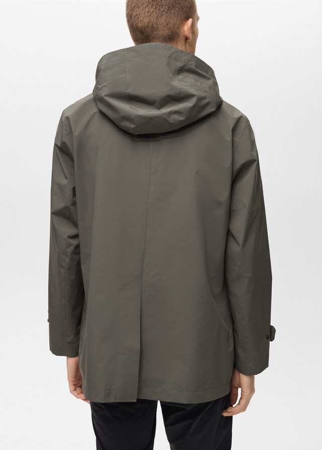 Mango Parka waterproof tecnología COOLMAX® Oferta especial