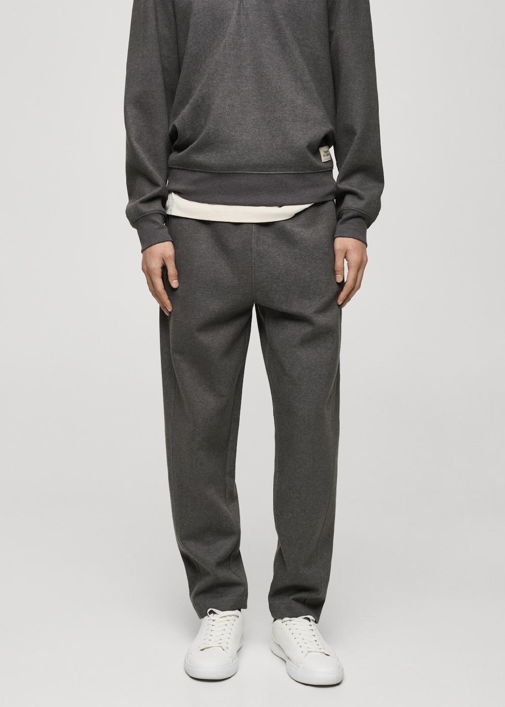 Mango Joggers algodón detalle bordado