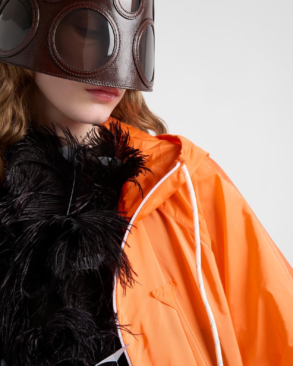 ﻿Prada Chaqueta impermeable de Re-Nylon ligero Precio de fábrica