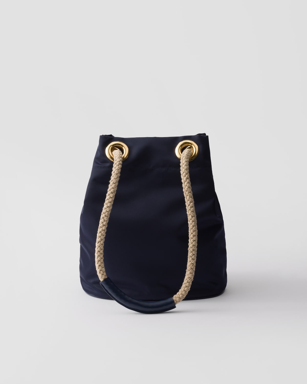 Prada Bolso saco Prada Mariner de Re-Nylon pequeño 2025