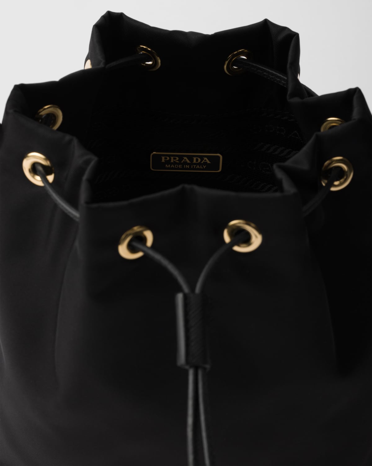 Prada Minibolso Prada Re-Edition 1978 de Re-Nylon Oferta especial de fábrica
