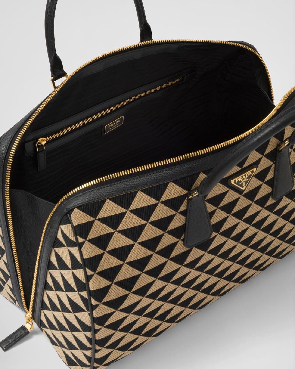 Prada Bolso de viaje Prada Symbole de tela bordada 2025