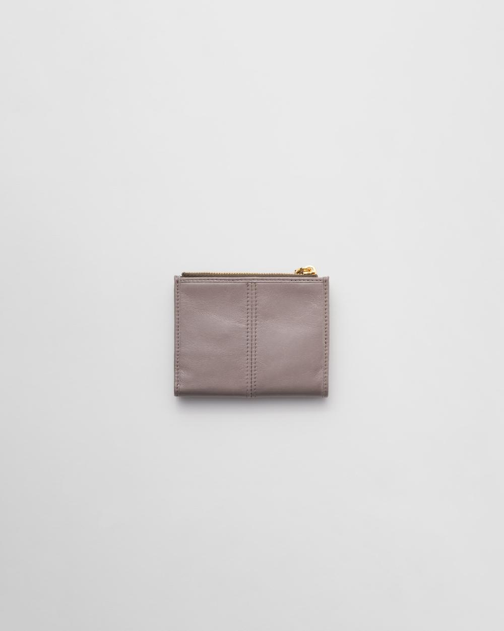 Prada Cartera pequeña de piel Envío gratis