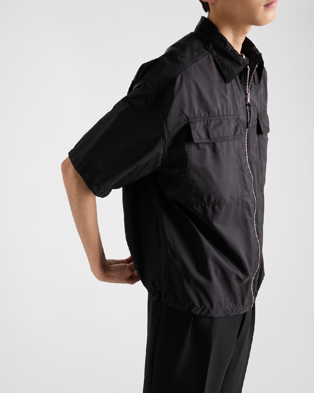 Prada Camisa de manga corta en ligero Re-Nylon Promoción trimestral