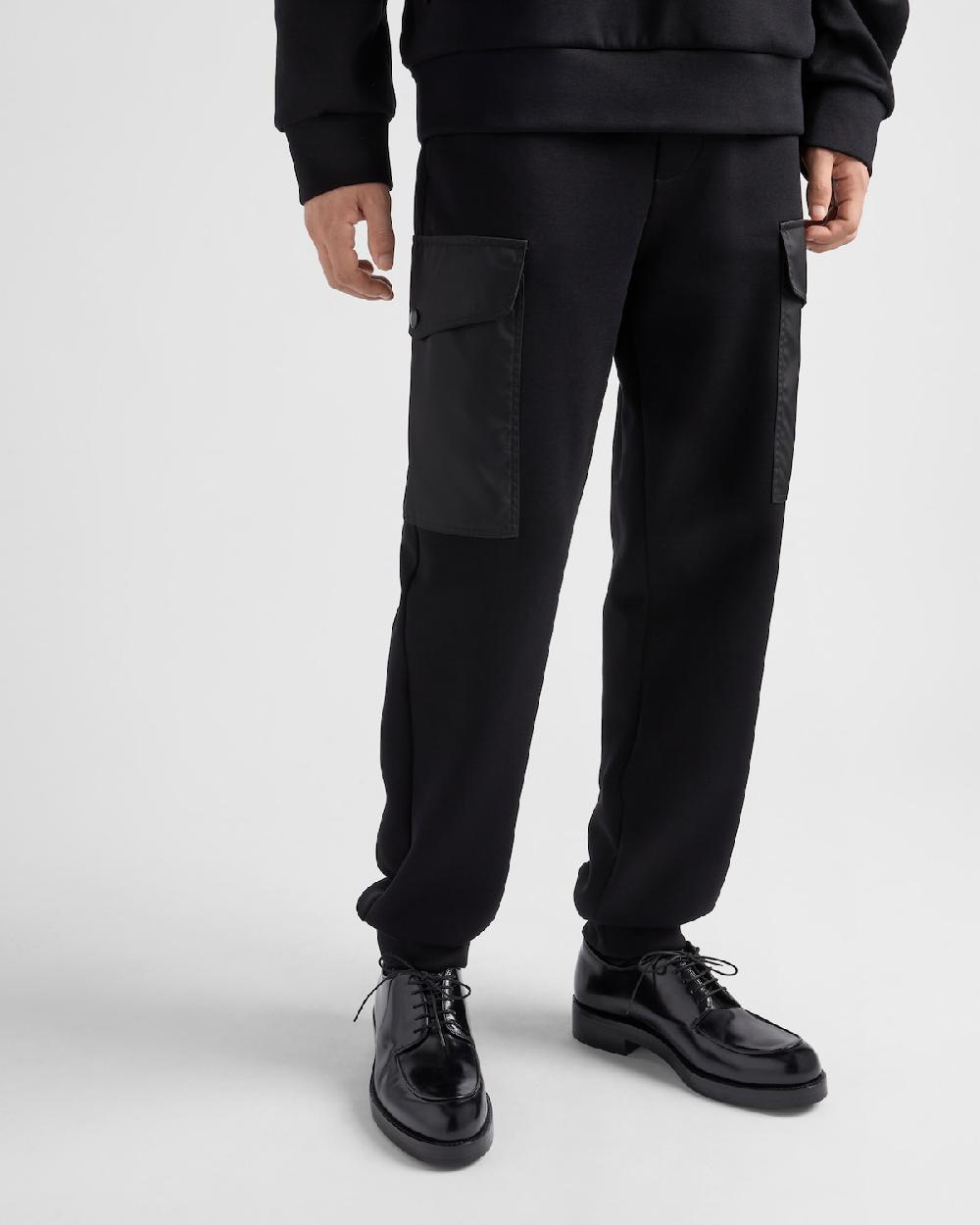Prada Pantalones de chándal en felpa de algodón con detalles de Re-Nylon Liquidación