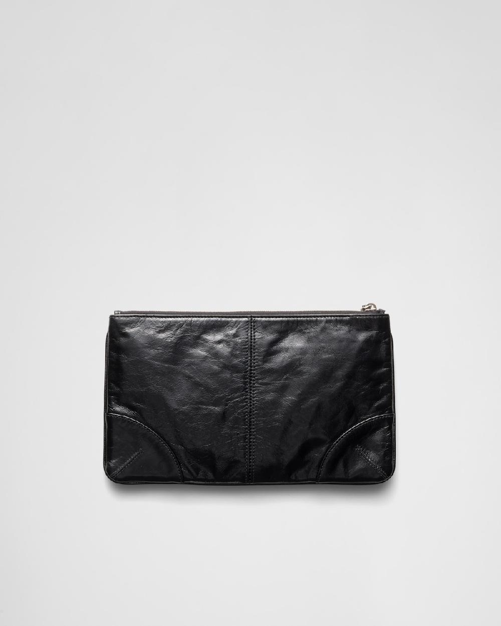 Prada Pouch de piel Envío gratis