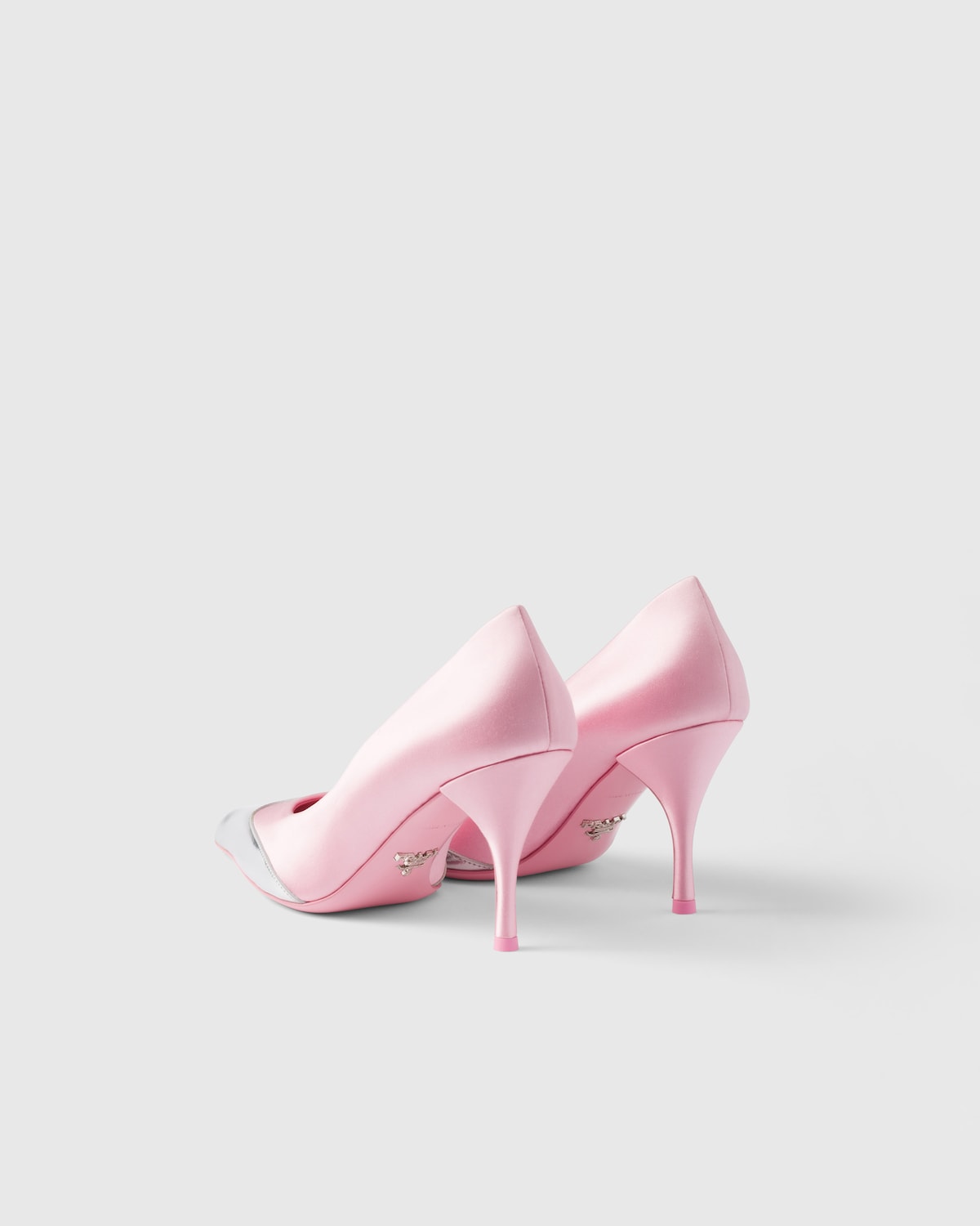 Prada Zapatos de tacón de satén y piel metalizada Envío gratis