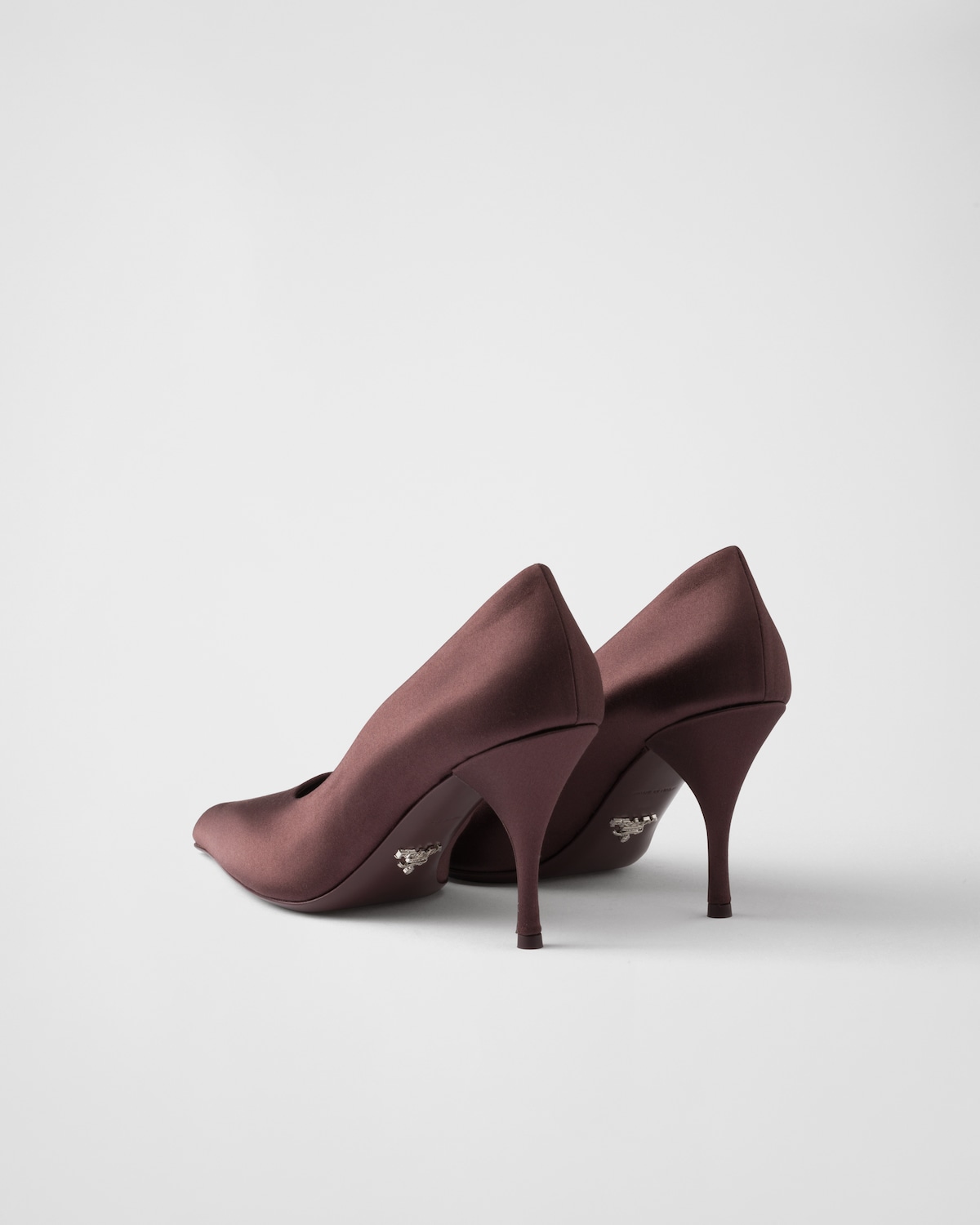 Prada Zapatos de salón de satén ÚLTIMAS EDICIONES