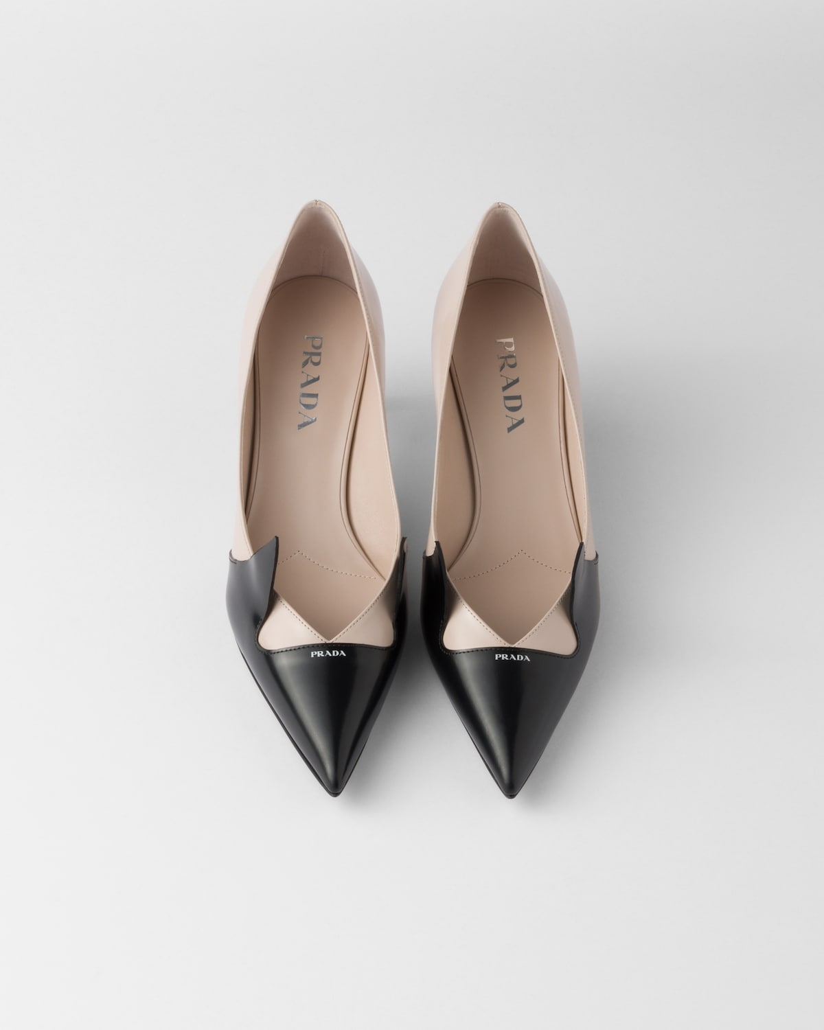 Prada Zapatos de tacón en piel cepillada en dos tonos Solo hoy