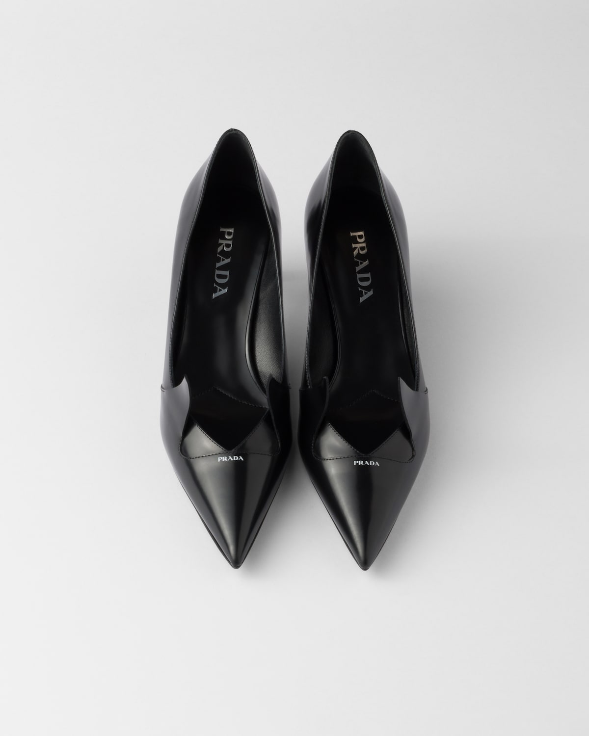 Prada Zapatos de tacón en piel cepillada en dos tonos Oferta especial de fábrica