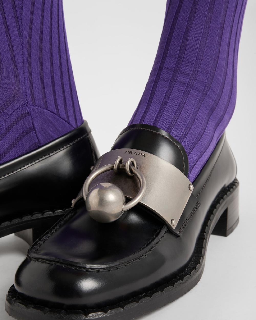 Prada Mocasines de piel cepillada con detalles de metal Envío internacional gratuito