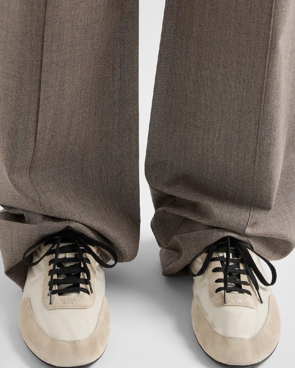 Prada Zapatillas Collapse de Re-Nylon y ante con elástico Oferta especial de fábrica