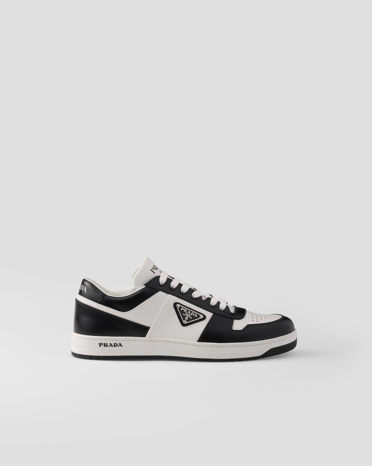 Prada Zapatillas Downtown de piel