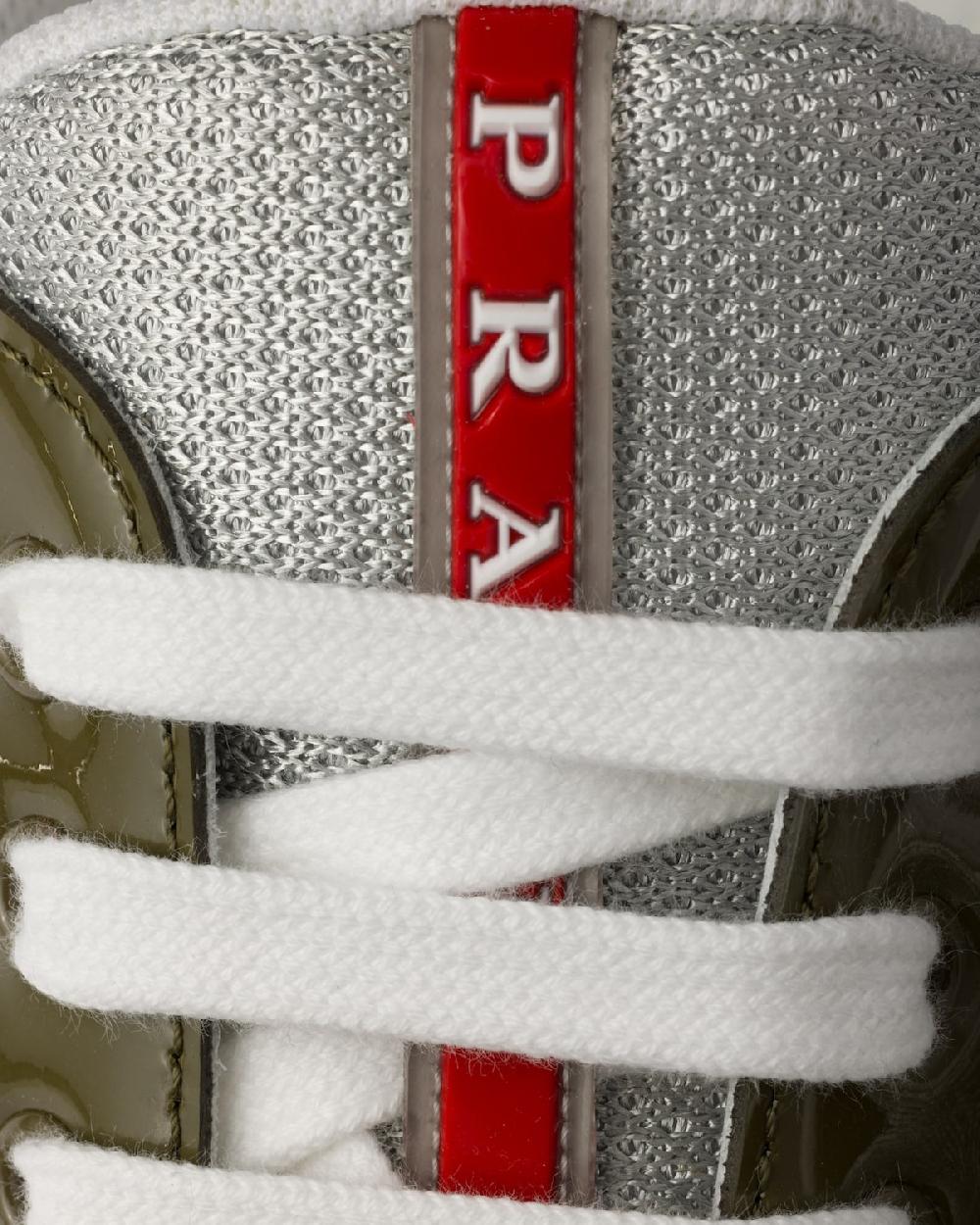 Prada Zapatillas Prada America's Cup de charol y tejido técnico En oferta