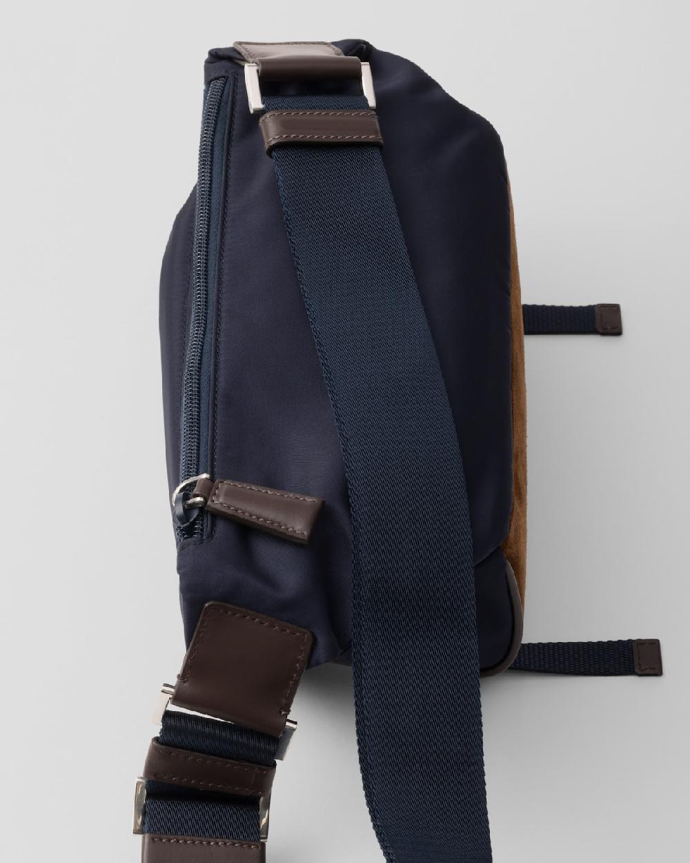 Prada Bolso bandolera de Re-Nylon y piel pequeño Ofertas de temporada