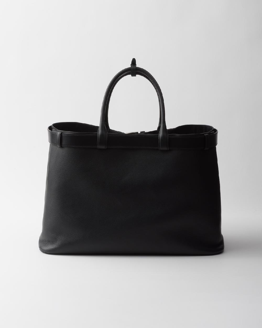 Prada Bolso Prada Buckle de piel con cinturón Ventas relámpago