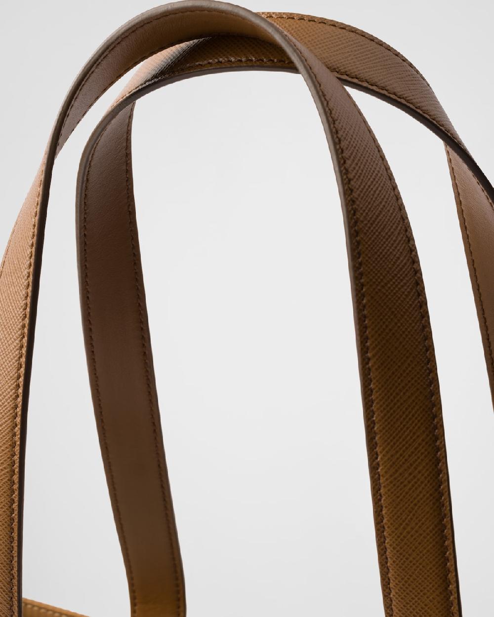 Prada Bolso tote Prada Re-Edition 1978 de Re-Nylon y piel Saffiano mediano Envío gratis