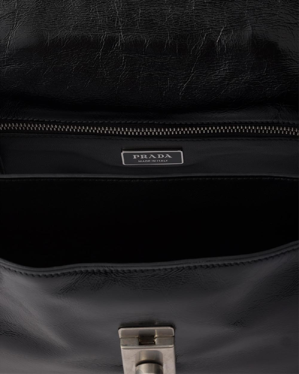 Prada Bolso de piel mediano Precios de Black Friday