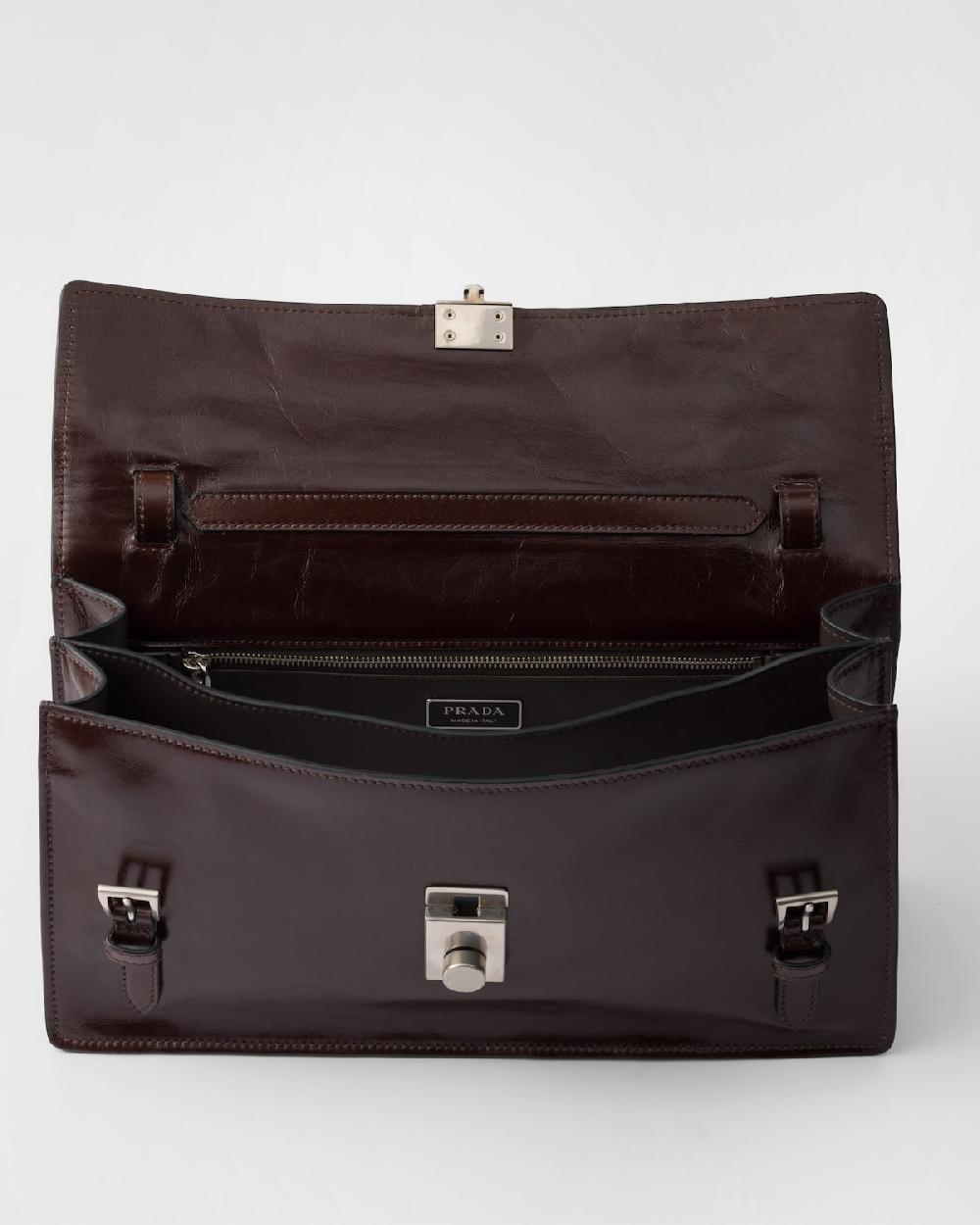 Prada Bolso de piel mediano En oferta