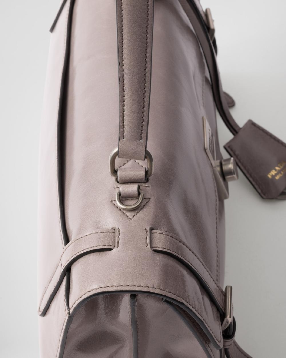 Prada Bolso de piel mediano Libre de impuestos