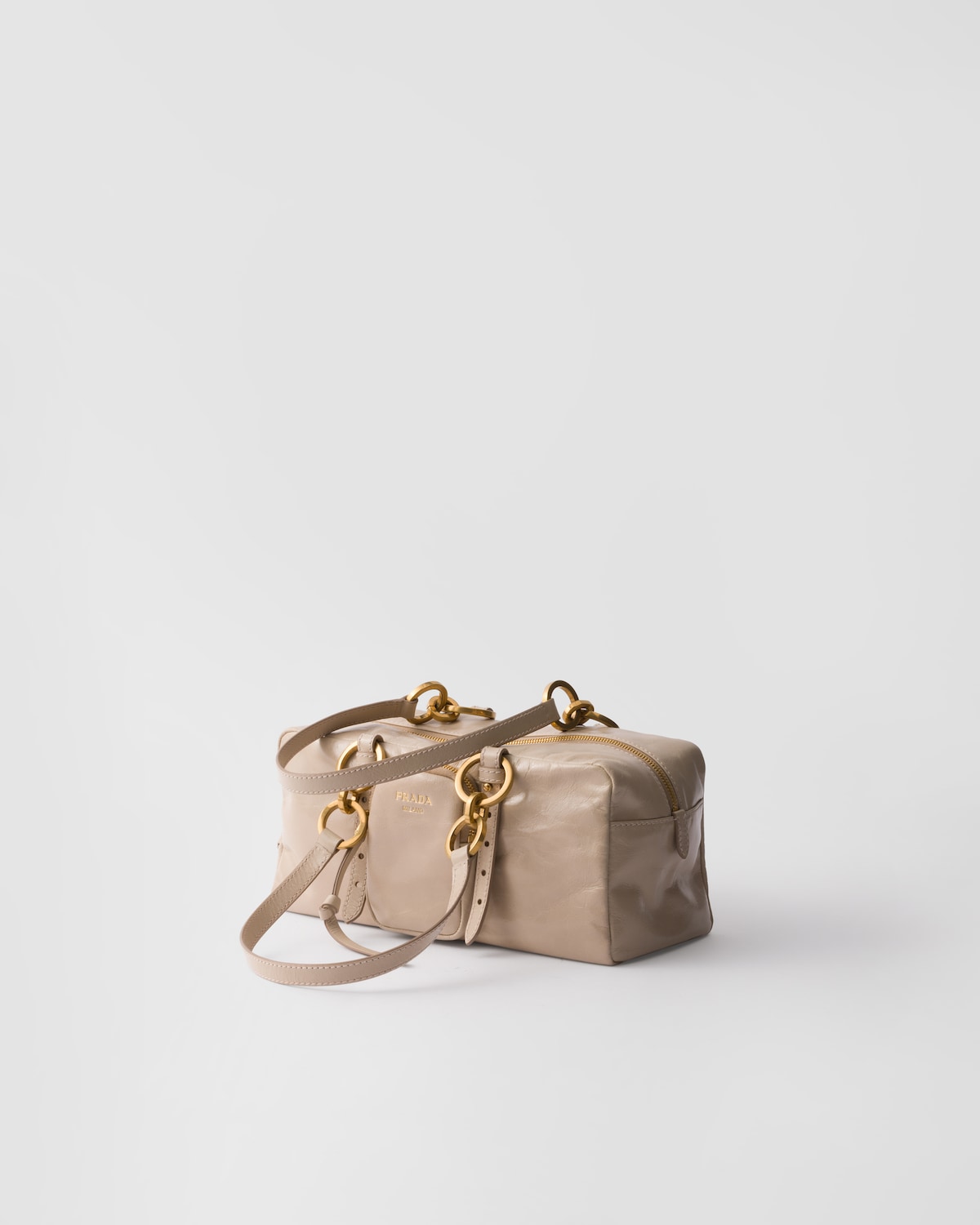 Prada Bolso Prada Dangle con asa de piel mediano