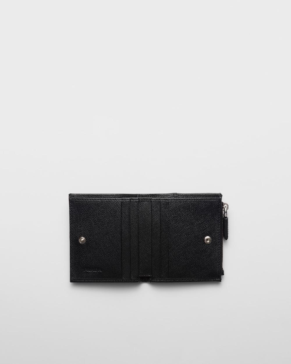 Prada Cartera pequeña de Re-Nylon