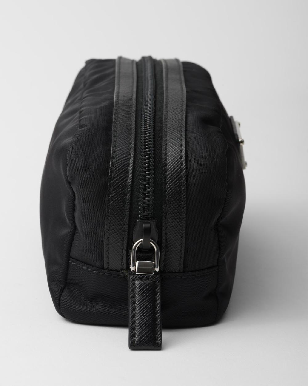 Prada Neceser de Re-Nylon y piel Saffiano Outlet