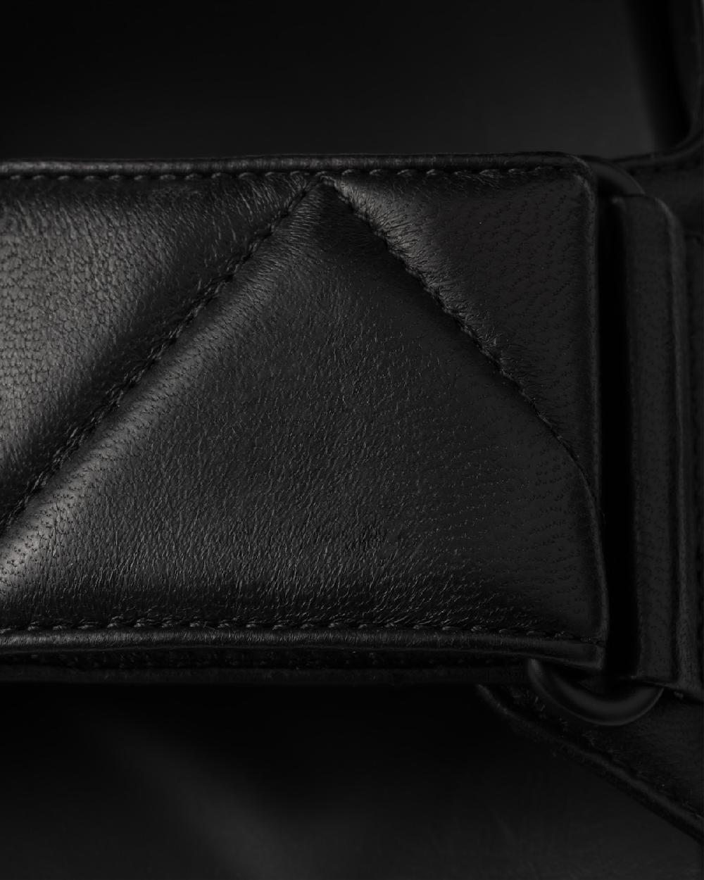 Prada Sandalias planas de napa acolchada COMPRAR AHORA