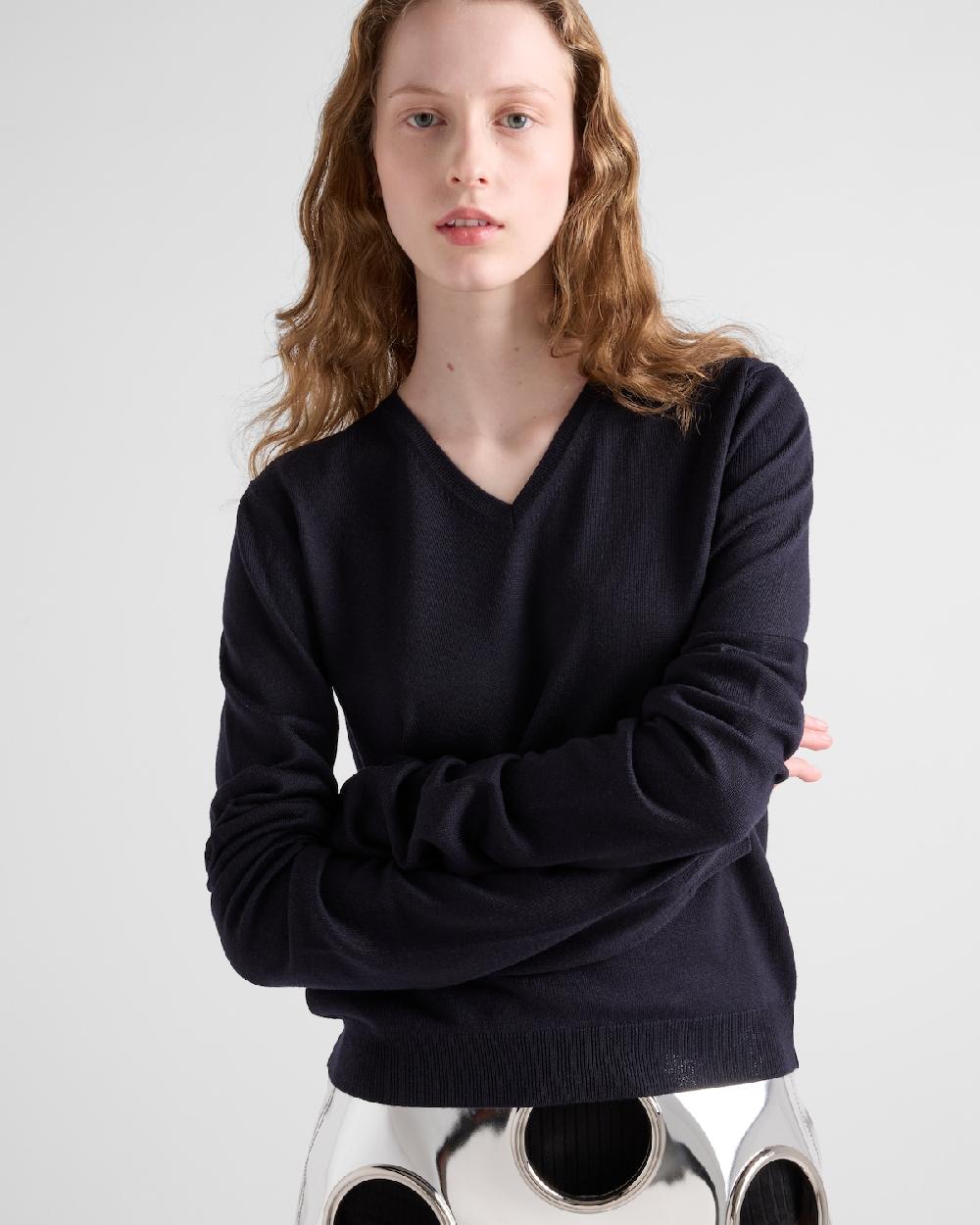Prada Jersey de lana con escote en V Ofertas