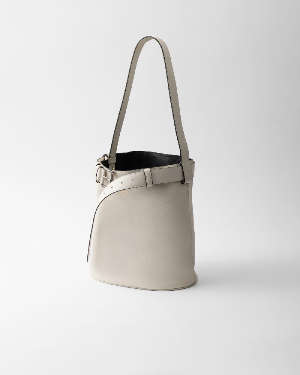 Prada Bolso saco Prada Buckle de piel con cinturón