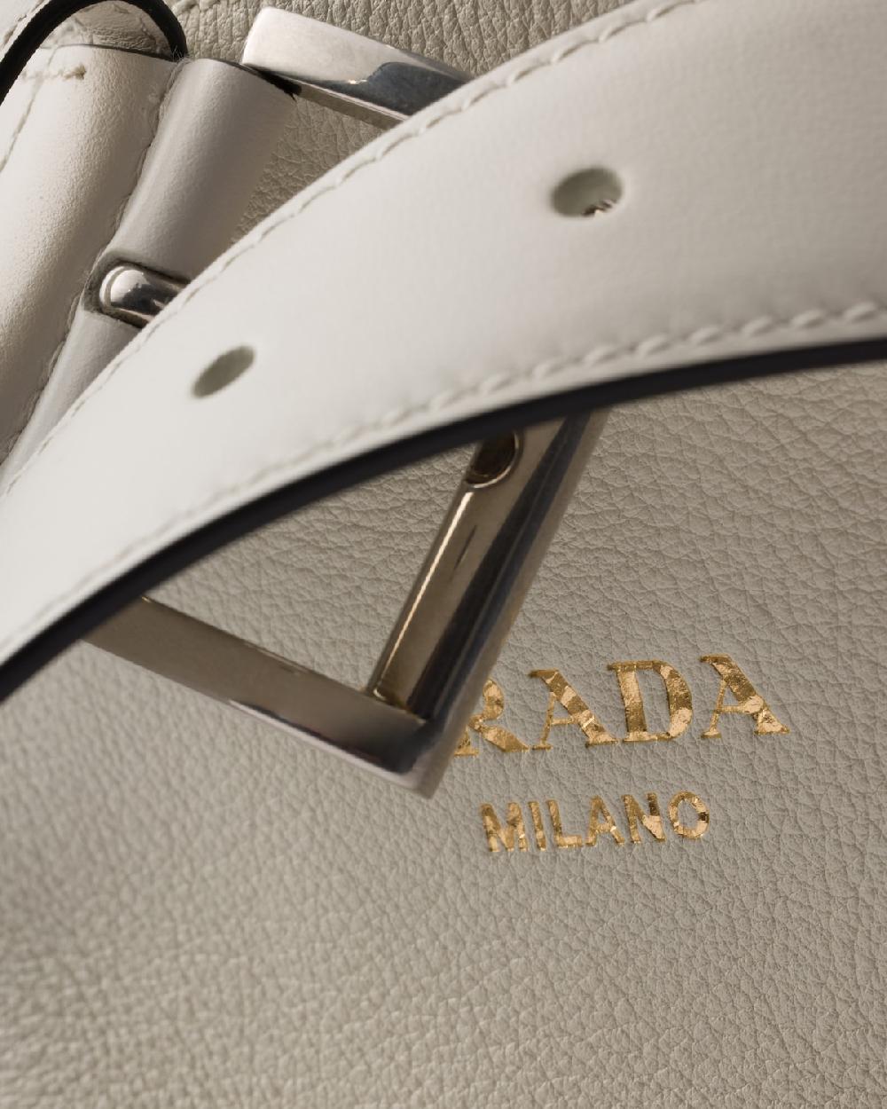 Prada Bolso saco Prada Buckle de piel con cinturón Rebajas online