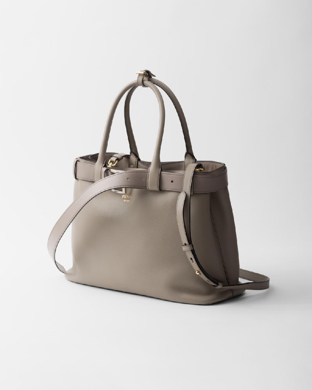 Prada Bolso grande de piel Prada Buckle con cinturón Últimos 3 días