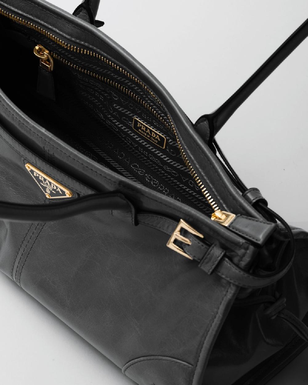 Prada Bolso mediano Prada Bonnie de piel COMPRAR AHORA