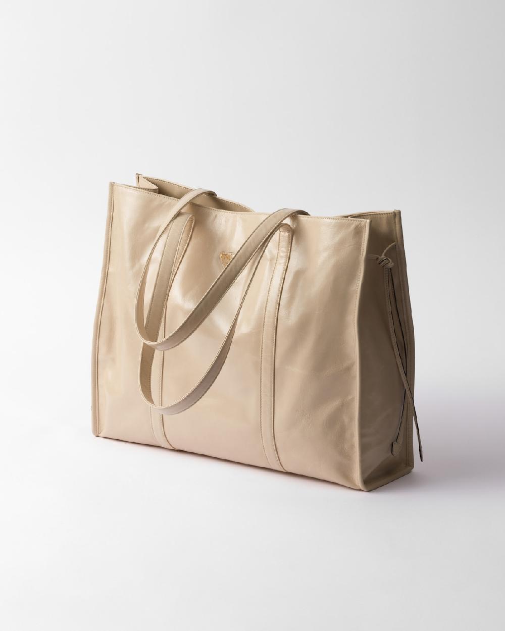 Prada Bolso tote grande de piel Oferta especial de fábrica