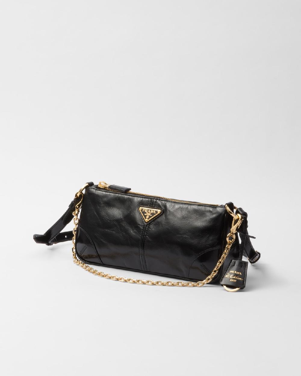 Prada Bolso bandolera mediano de piel Prada Re-Edition 2002 Promoción trimestral