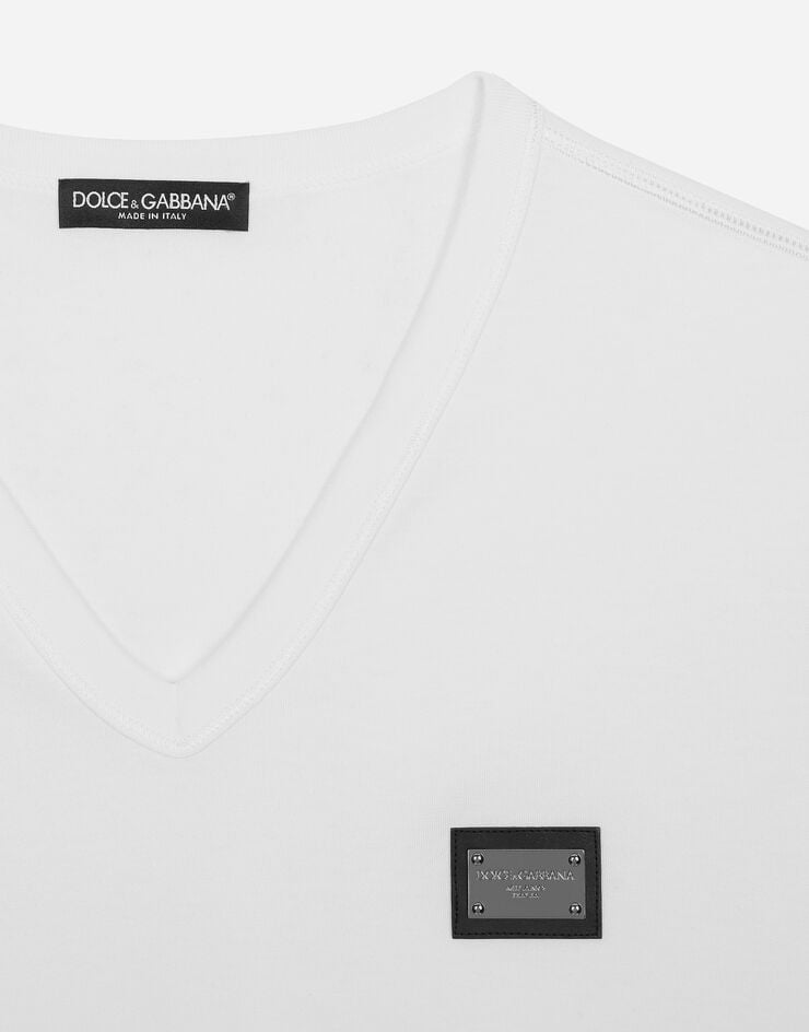 Dolce & Gabbana Camiseta de algodón con cuello de pico y placa con logotipo Tienda de fábrica