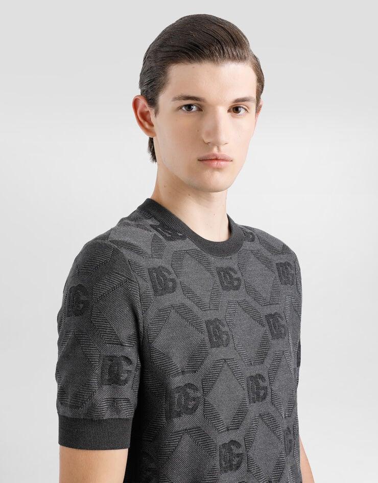 Dolce & Gabbana Jersey de cuello redondo de seda con logotipo jacquard Rebajas top