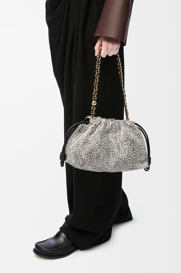 Loewe Medium Flamenco Purse in goatskin 1 Colours Solo hoy