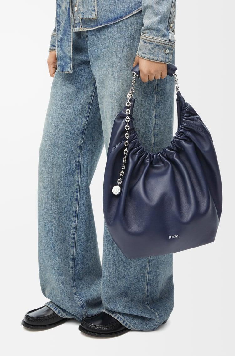 Loewe Medium Squeeze bag in mellow nappa lambskin 8 Colours Envío internacional gratuito