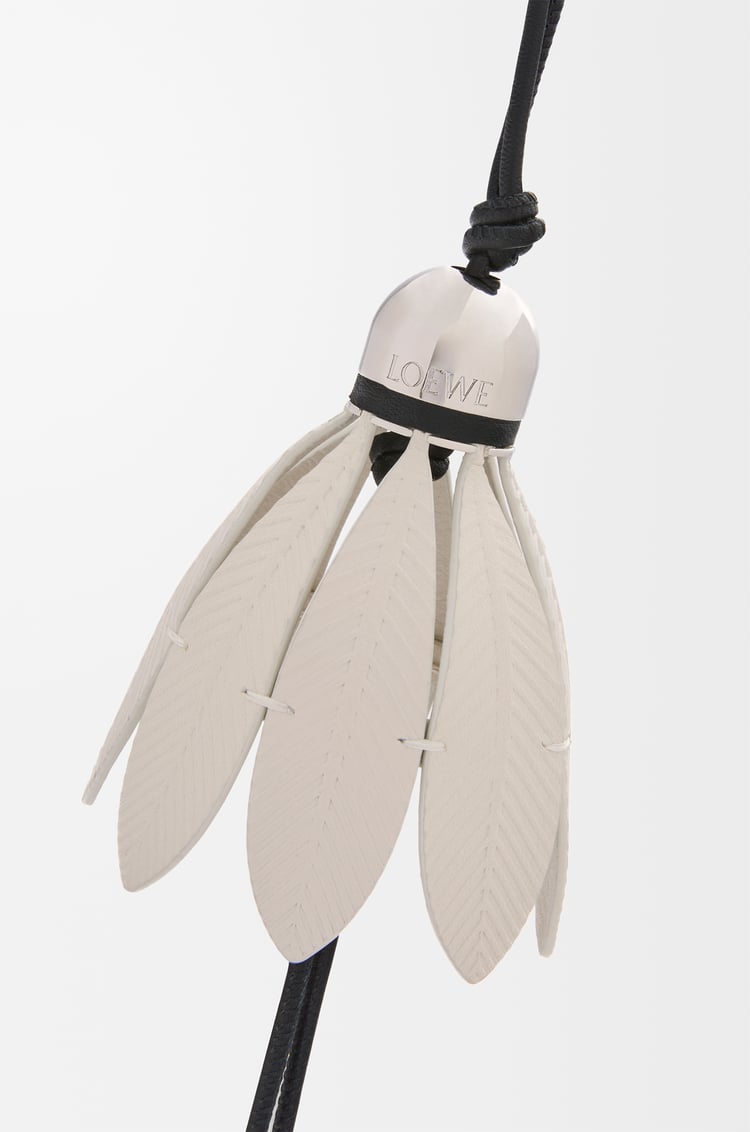 Loewe Badminton charm in calfskin 2 Colours Ofertas de temporada