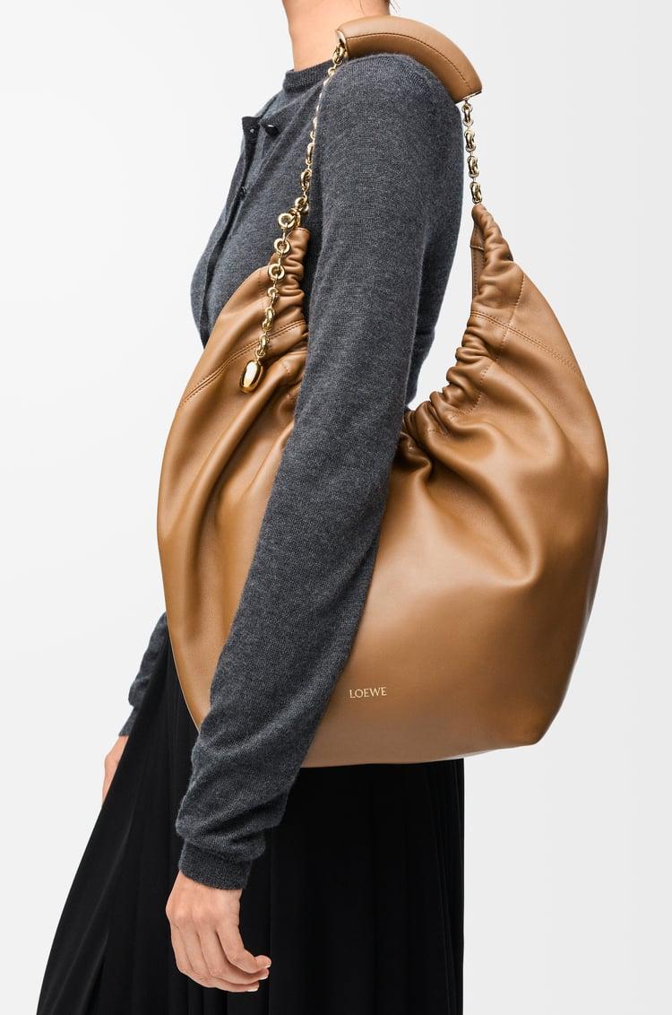Loewe Medium Squeeze bag in mellow nappa lambskin 8 Colours Rebajas de fábrica