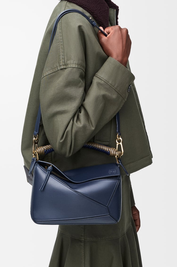 Loewe Small Puzzle bag in smooth calfskin 1 Colours En oferta
