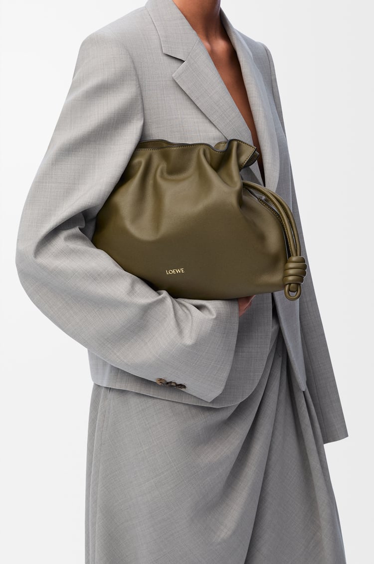 Loewe Medium Flamenco clutch in nappa calfskin 10 Colours Envío gratis