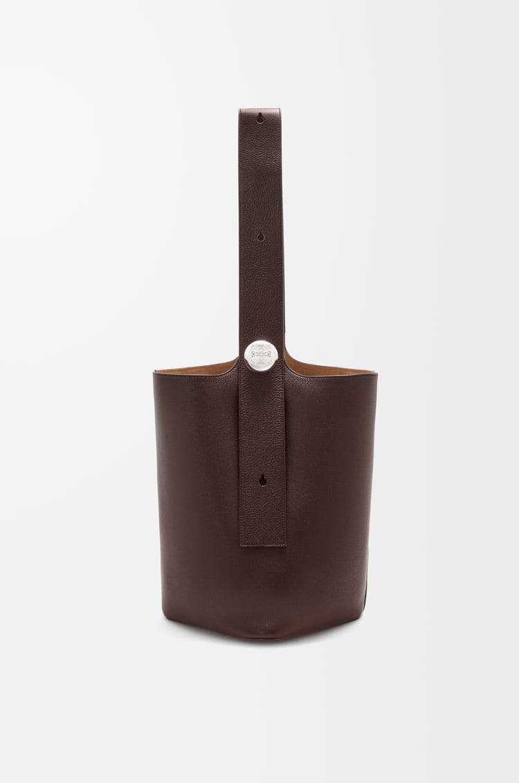 Loewe Large Pebble bucket in supple grained calfskin 3 Colours En línea