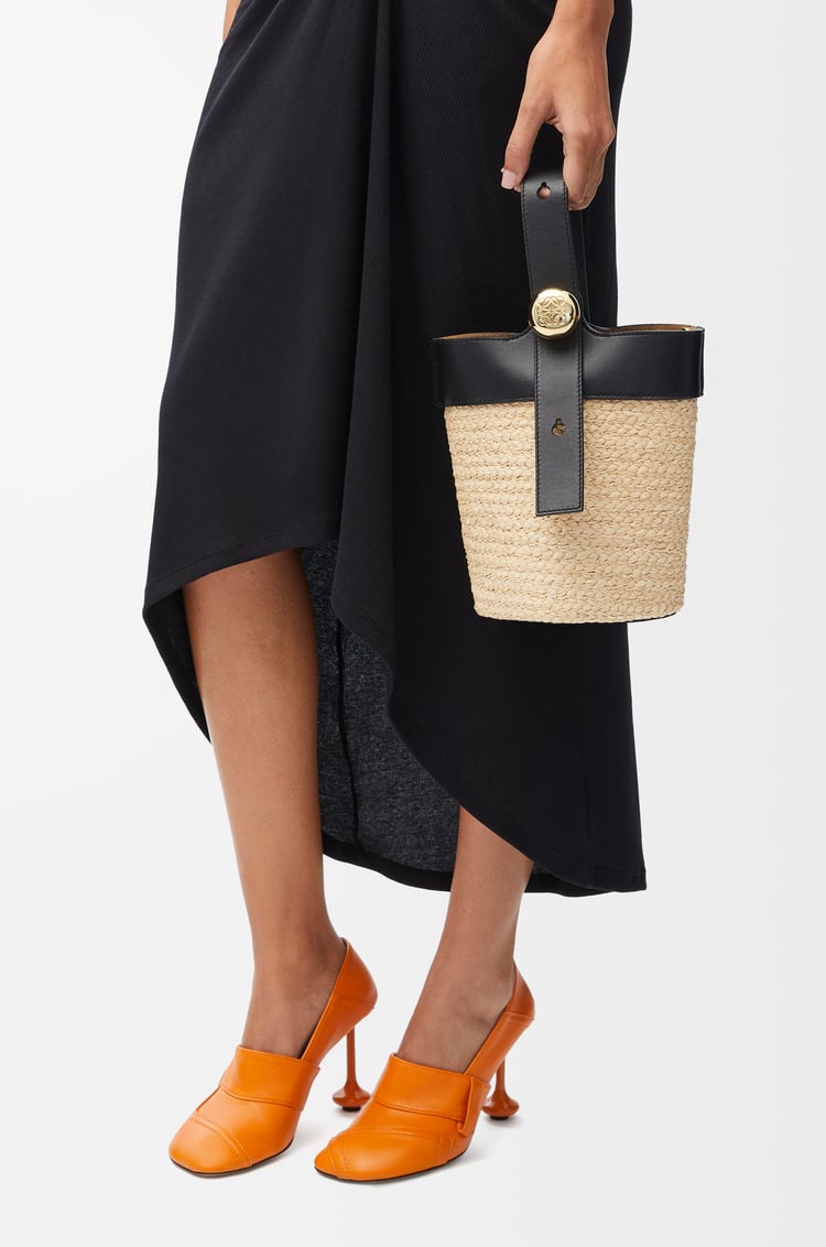Loewe Mini Pebble bucket in raffia and calfskin 1 Colours Rebajas baratas
