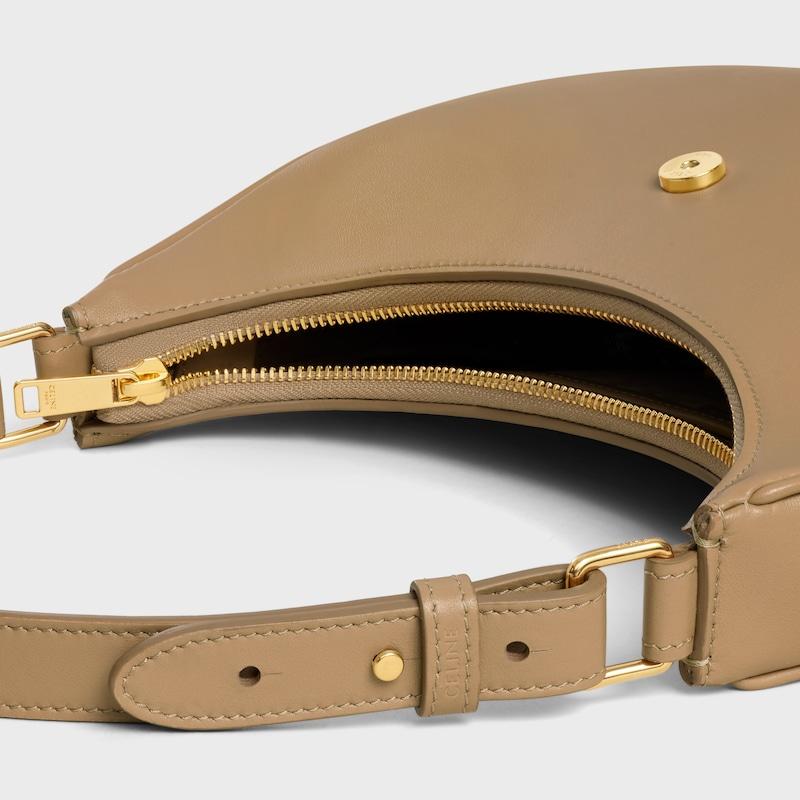 Celine BOLSO AVA TRIOMPHE MEDIANO DE PIEL DE BECERRO LISA Ofertas especiales