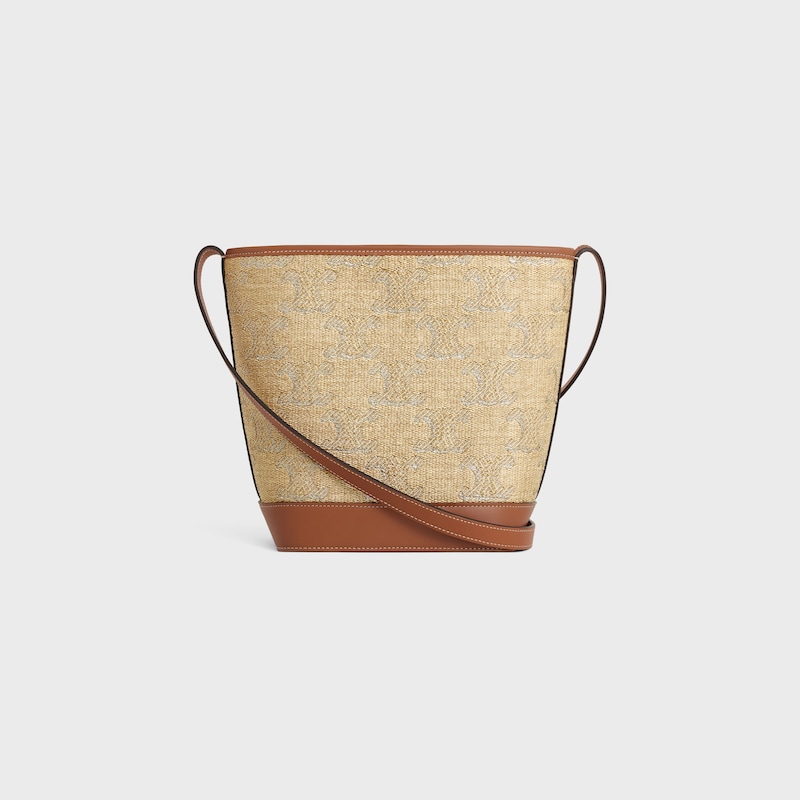 Celine BOLSO CUBO PEQUEÑO DE PIEL TRIOMPHE DE TEJIDO EFECTO RAFIA CON JACQUARD TRIOMPHE 2025
