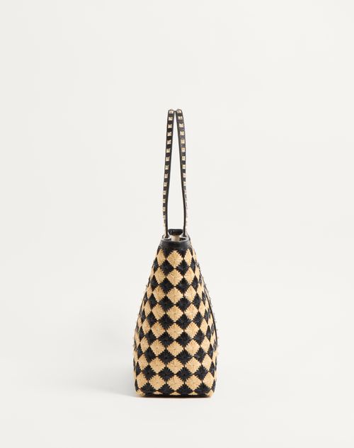 Valentino BOLSO DE COMPRAS ROCKSTUD DE VALENTINO GARAVANI CON BORDADO DE RAFIA SINTÉTICA Descuento por venta flash