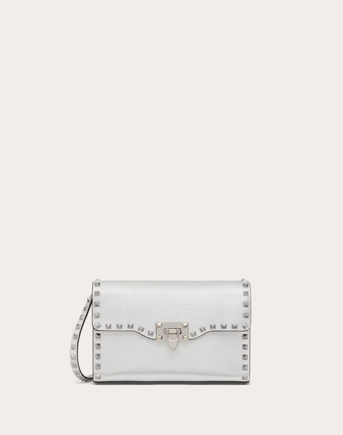 Valentino BANDOLERA ROCKSTUD PEQUEÑA DE CUERO DE BECERRO GRANEADO METALIZADO