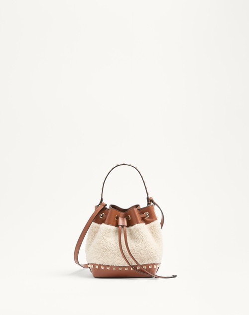 Valentino BOLSO TIPO SACO VALENTINO GARAVANI ROCKSTUD DE PIEL DE OVEJA Mejor oferta